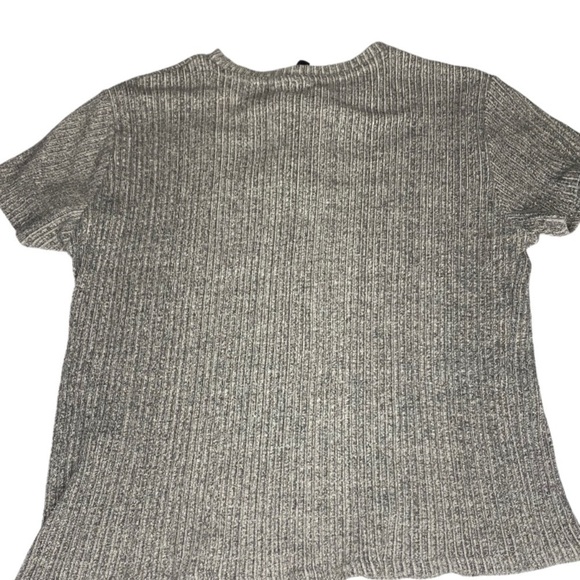 DIVIDED ZIP FRONT GRAY RIBBED TOP SIZE LARGE - Picture 3 of 3